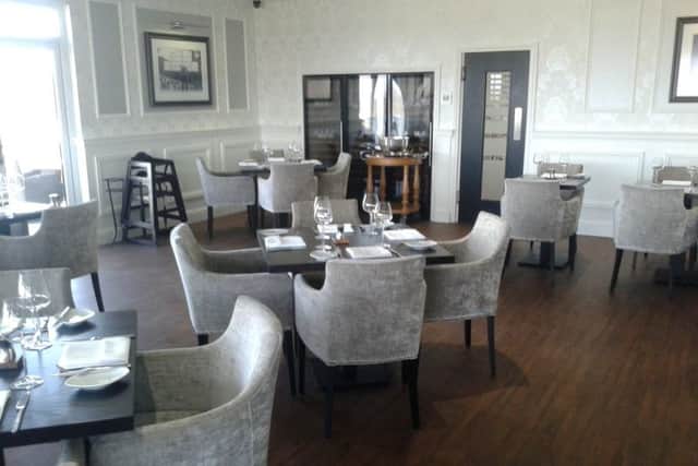 The Dining Room: Skylark Golf & Country Club, Fareham, PO15 3RS