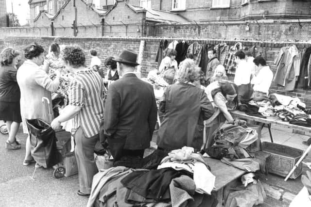 Totters Market on Unicorn Road, Portsmouth, in 1973.
(1758 ENGPPP00120131024171215)