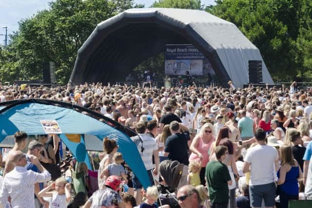 Thousands packed Castle Field at the Rhythm Of The '90s gig