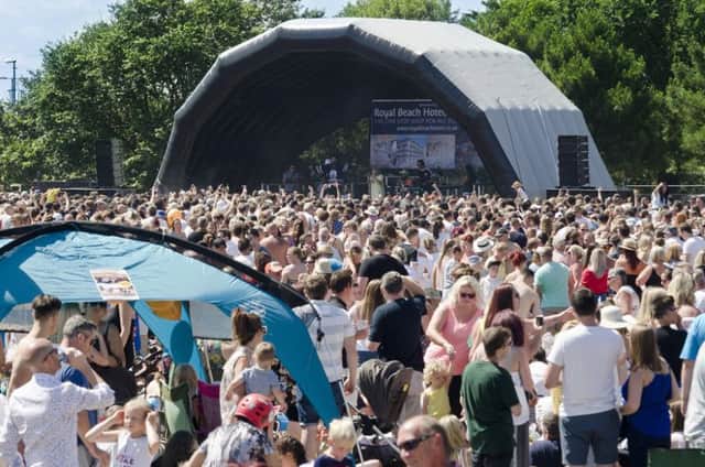 Thousands packed Castle Field at the Rhythm Of The '90s gig
