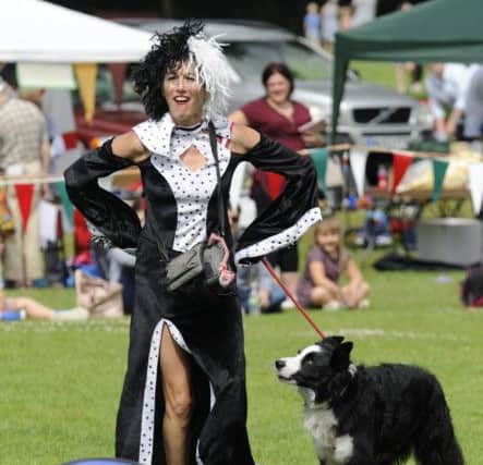 Vicki Spencer and her dog Nev Lucky. Picture Ian Hargreaves  (170748-1) PPP-170107-190442006