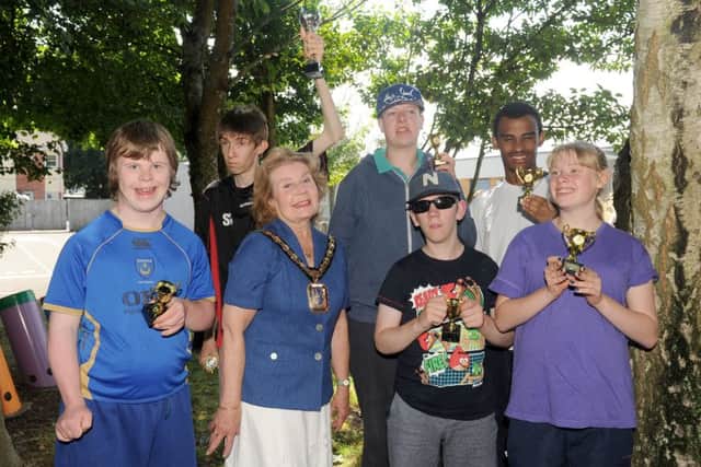 Pictured is: (front second left) The Mayor of Havant Elaine Shimbart with pupils from Ospreys Class and overall winner (back left-right) Luke Smith, Ashley Lawson, Darnell Okosi with (front left-right) Charlie Brough, Billy Predeth and Lucy Hopgood.Picture: Sarah Standing (170965-786)
