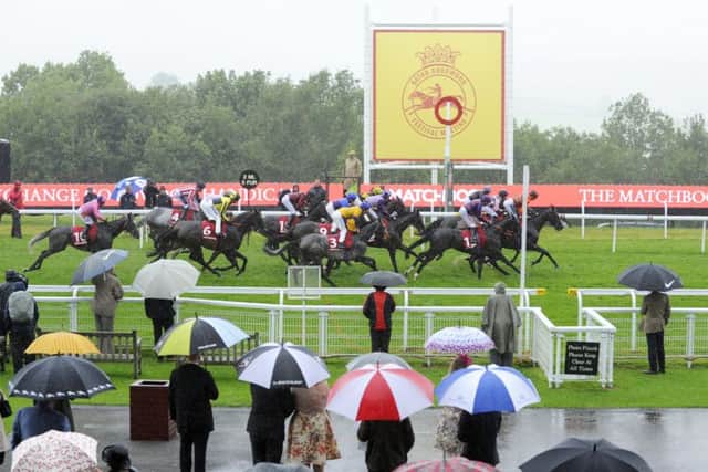 The start of racing on Washout Wednesday / Picture by Malcolm Wells