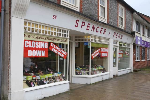 Spencer and Penn in Portchester  Picture: Habibur Rahman (171041-56)
