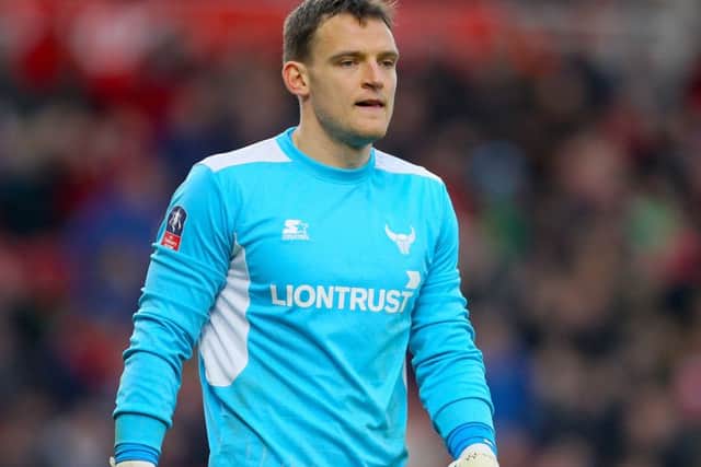 Former Pompey keeper Simon Eastwood
