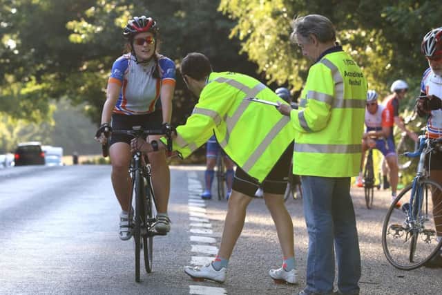 Eileen Duff prepares to start her test with Paul Morris and race director Roger De Vere. Picture: Habibur Rahman (171049-39)