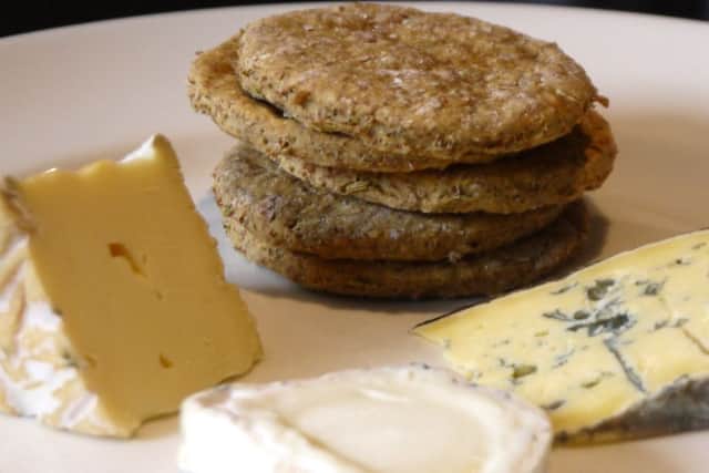 This recipe takes advantage of spelt flours nutty and slightly sweet flavour