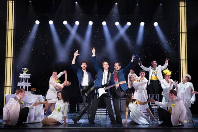 80s fun, laughs and dance at the Wedding Singer
