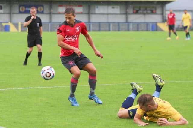 Wes Fogden scored but the Hawks lost to Welling