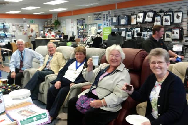 Councillors Piers Bateman, John Beavis MBE and Deputy Mayor of Gosport, Councillor Diane Furlong with customers Mrs Hosmar and Mrs Tennuci