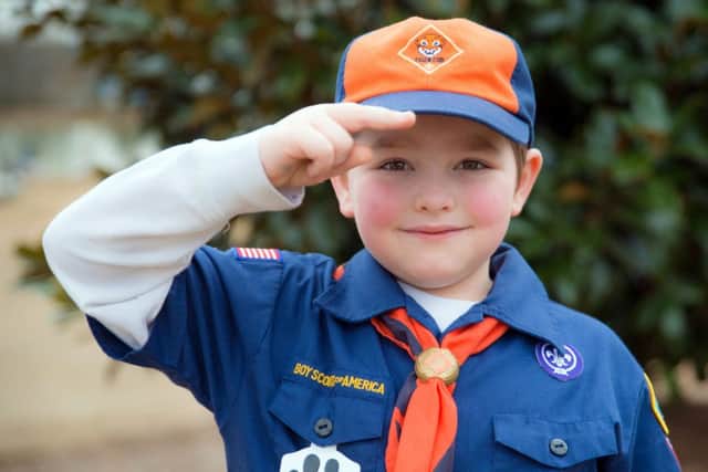An American cub's question on gun control has sparked a row over freedom of speech