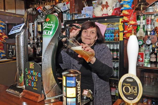 Bernice Crofton at The Painters Arms