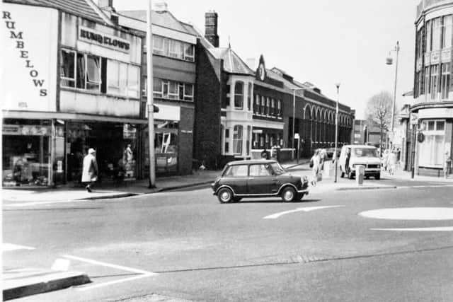 The junction of London Road, North End, and Gladys Avenue, 1976.