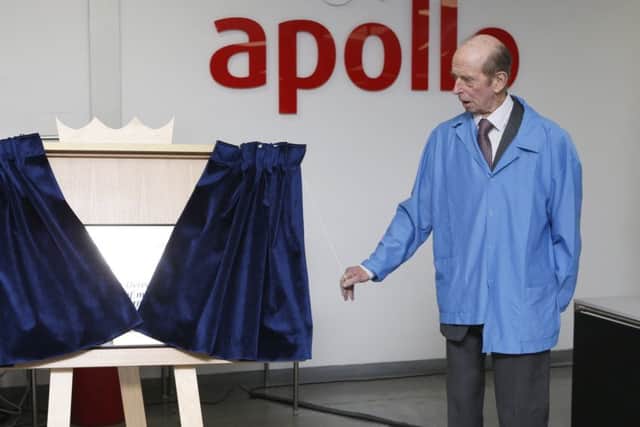 The Duke of Kent unveils a plaque to mark Apollo's 40-year history Picture : Habibur Rahman