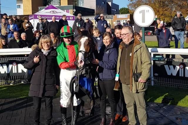 Jukebox Jive and connections after his debut win at Fontwell Park